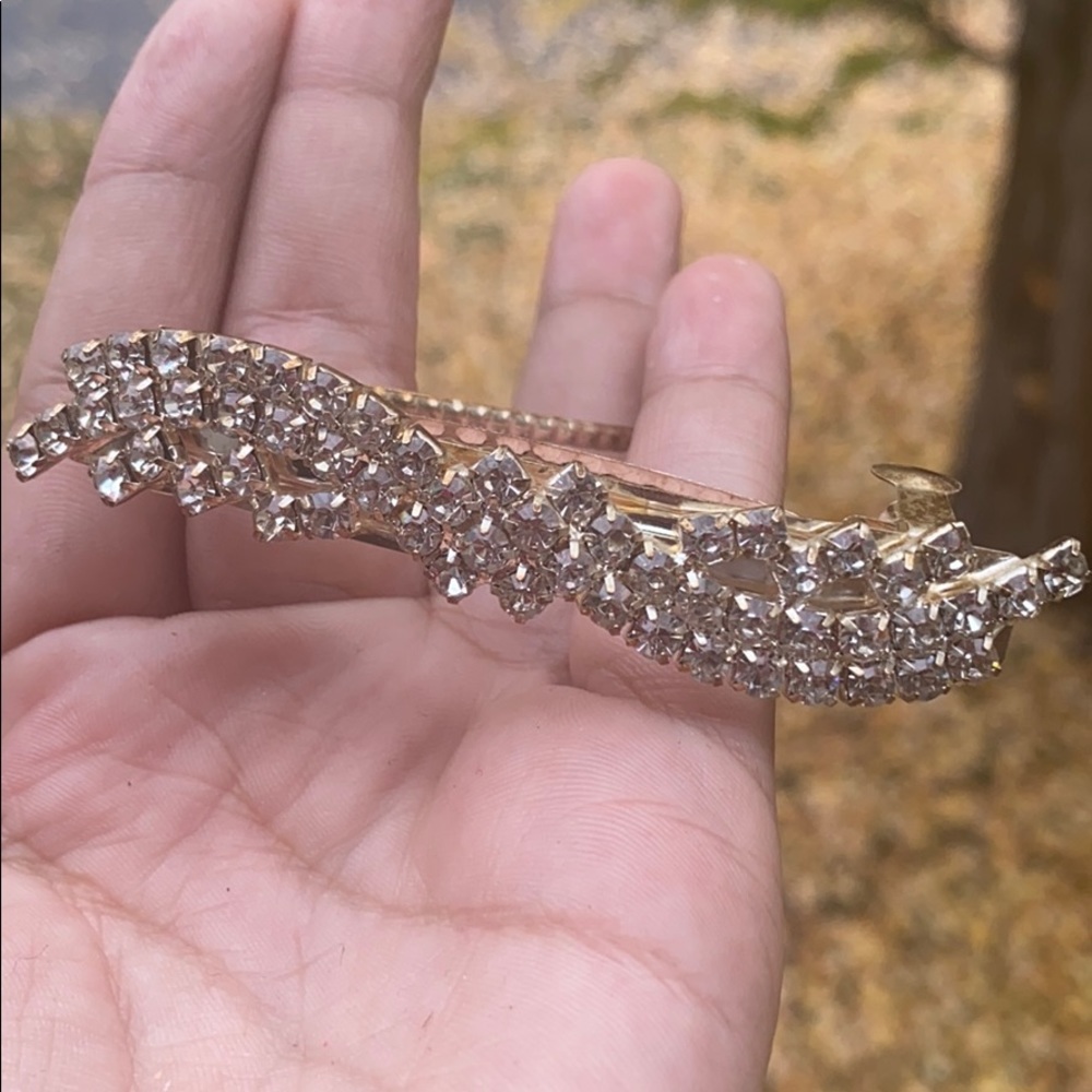 Hairclip